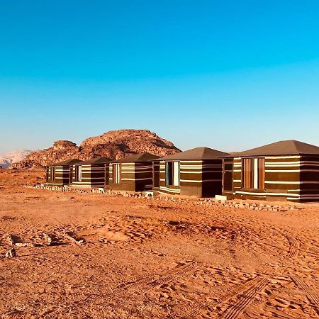 Wadi Rum Bedouin Tour With A Camp Exterior photo