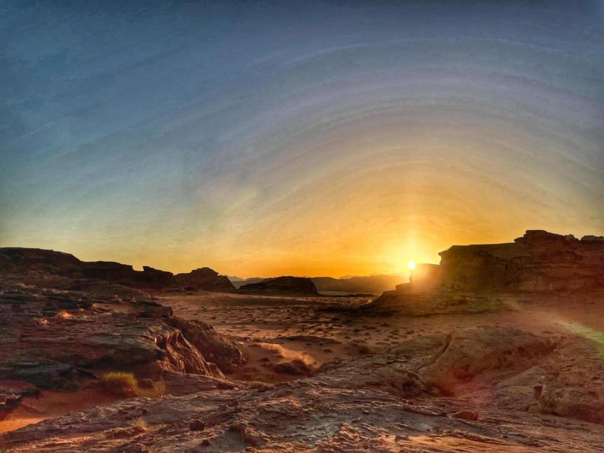 Wadi Rum Bedouin Tour With A Camp Exterior photo