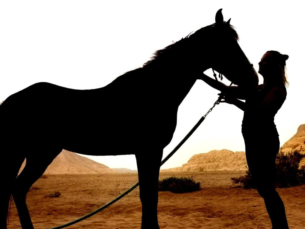 Wadi Rum Bedouin Tour With A Camp Exterior photo