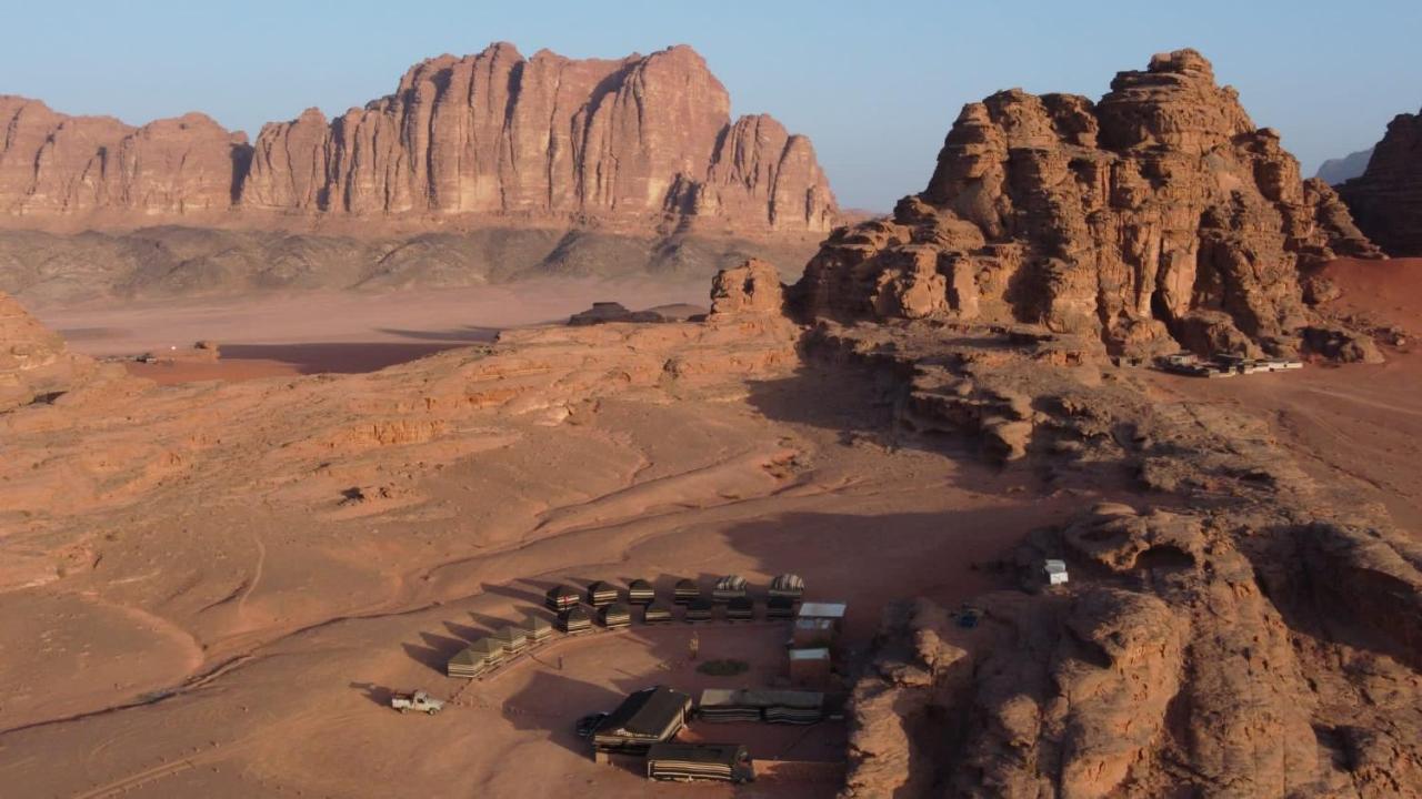 Wadi Rum Bedouin Tour With A Camp Exterior photo