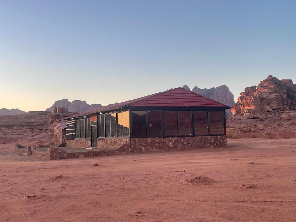 Wadi Rum Bedouin Tour With A Camp Exterior photo