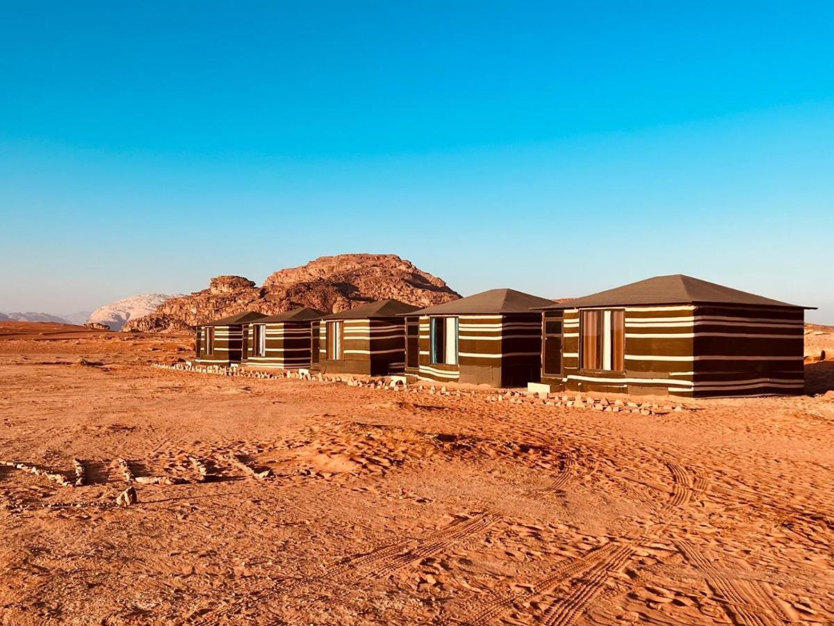 Wadi Rum Bedouin Tour With A Camp Exterior photo