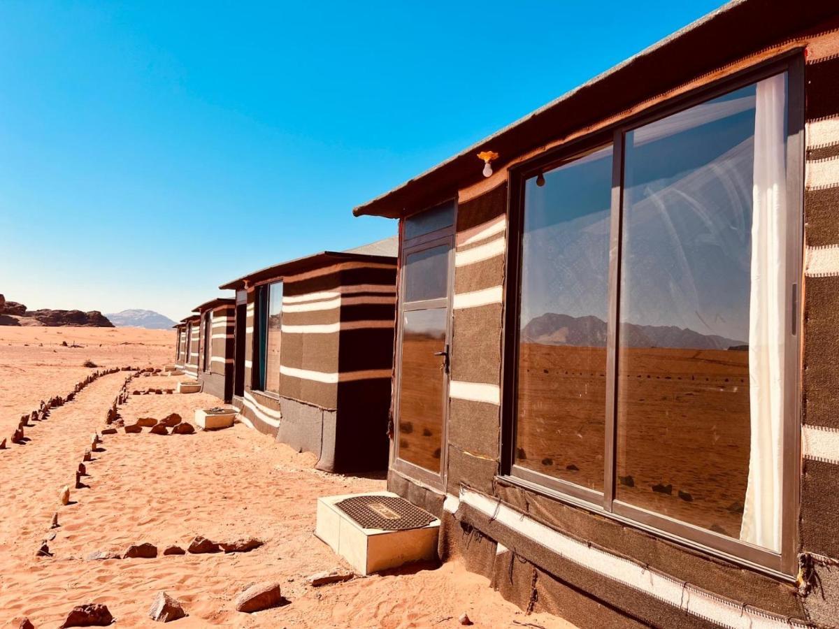 Wadi Rum Bedouin Tour With A Camp Exterior photo